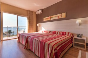 Minibar, in-room safe, desk, free WiFi