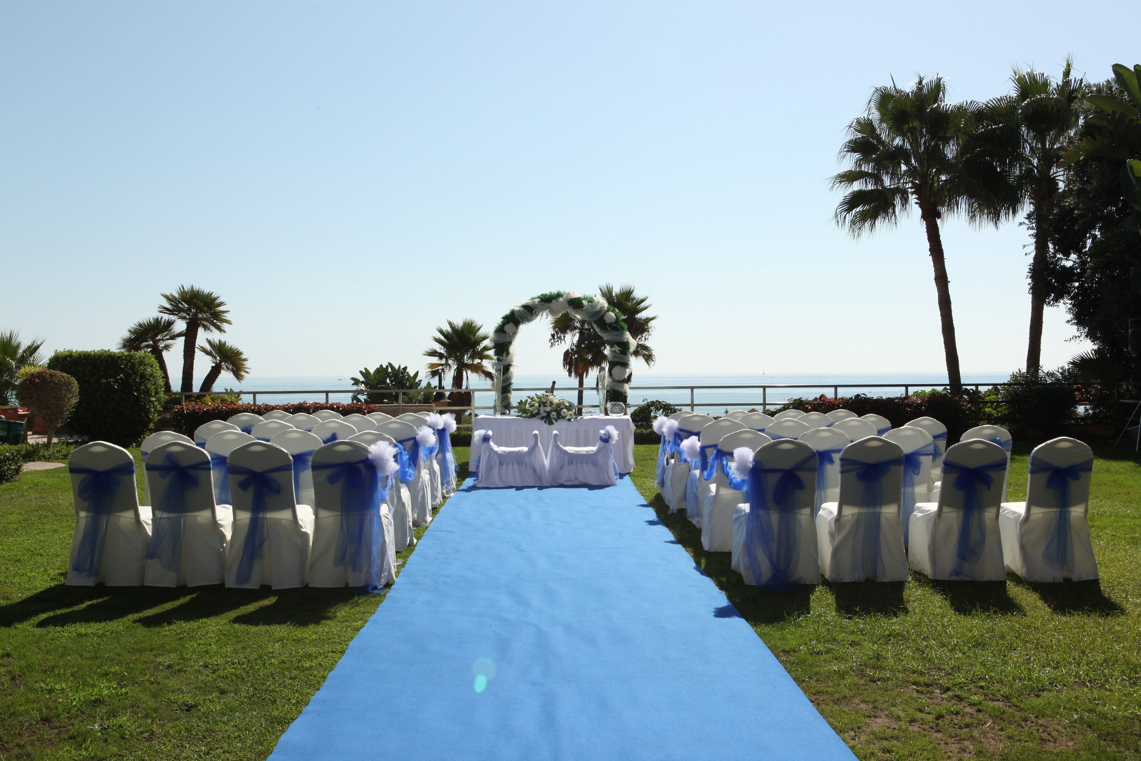 outdoor banquet area