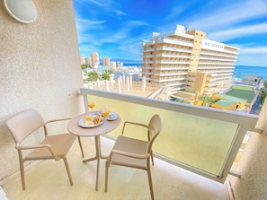 Junior Suite Partial Sea View | 2 bedrooms, in-room safe, desk, free WiFi