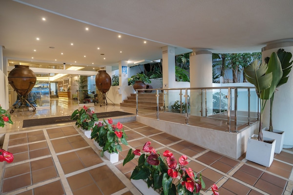 Entrada de la propiedad