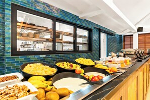 Daily continental breakfast (USD 20 per person)