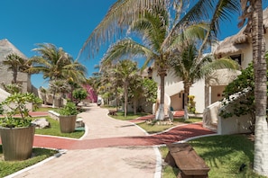 Deluxe Villa Ocean Front Suite - Mia Reef Isla Mujeres - All Inclusive (Isla Mujeres)
