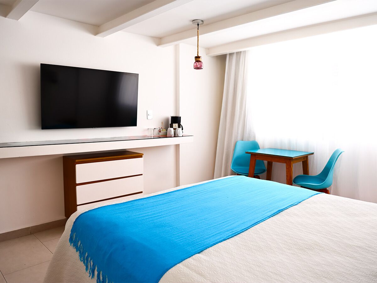 Basic Double Room | Minibar, individually decorated, individually furnished