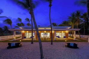 Seahorse Villa | Hochwertige Bettwaren, Pillowtop-Betten, Minibar, Zimmersafe
