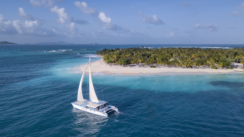 Palm Island Resort & Spa by null