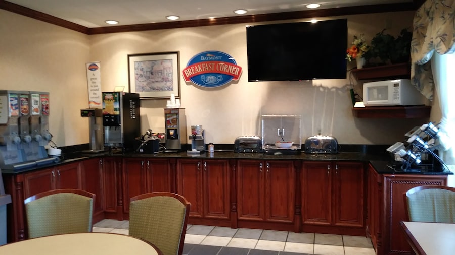 Baymont by Wyndham Waterford/Burlington WI