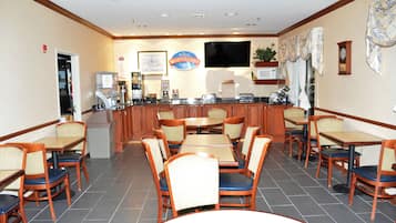 Desayuno continental incluido todos los días