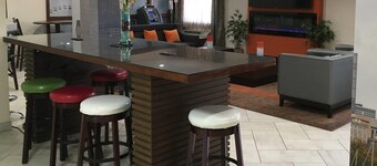 瓦特福德威斯康辛伯靈頓溫德姆貝蒙特飯店