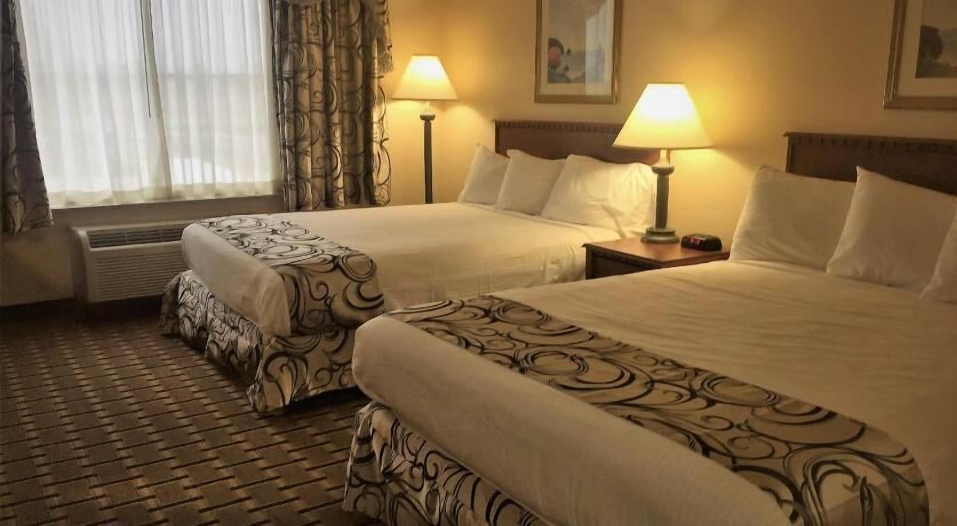 高級寢具、客房內保險箱、書桌、熨斗/熨衣板