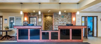 Quality Hotel & Suites