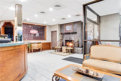 Howard Johnson Inn - Enderby