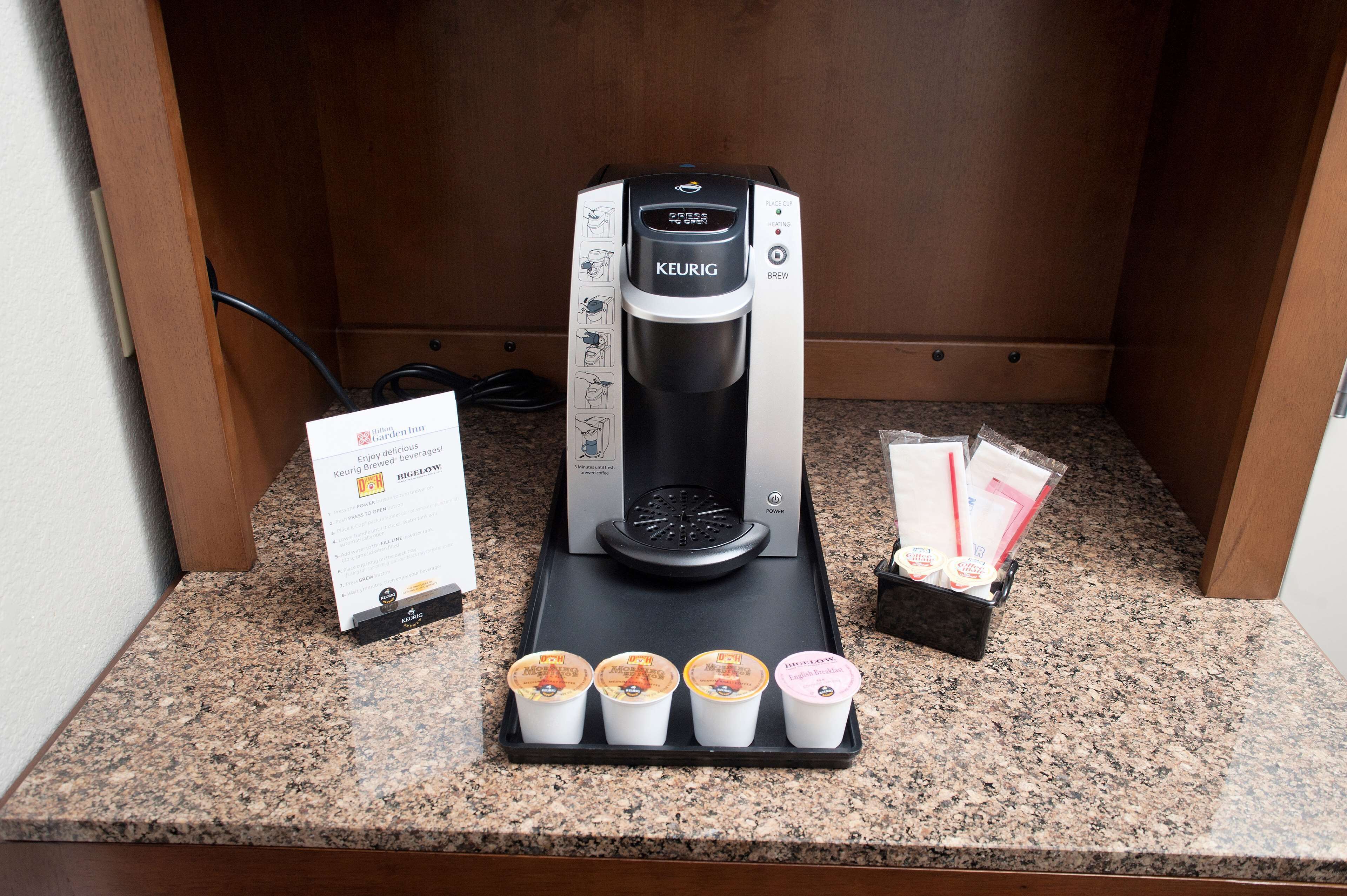 fridge, microwave, coffee/tea maker