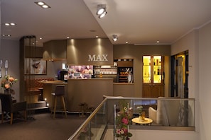 Bar (on property) - Hotel Am Markt (Nordenham)