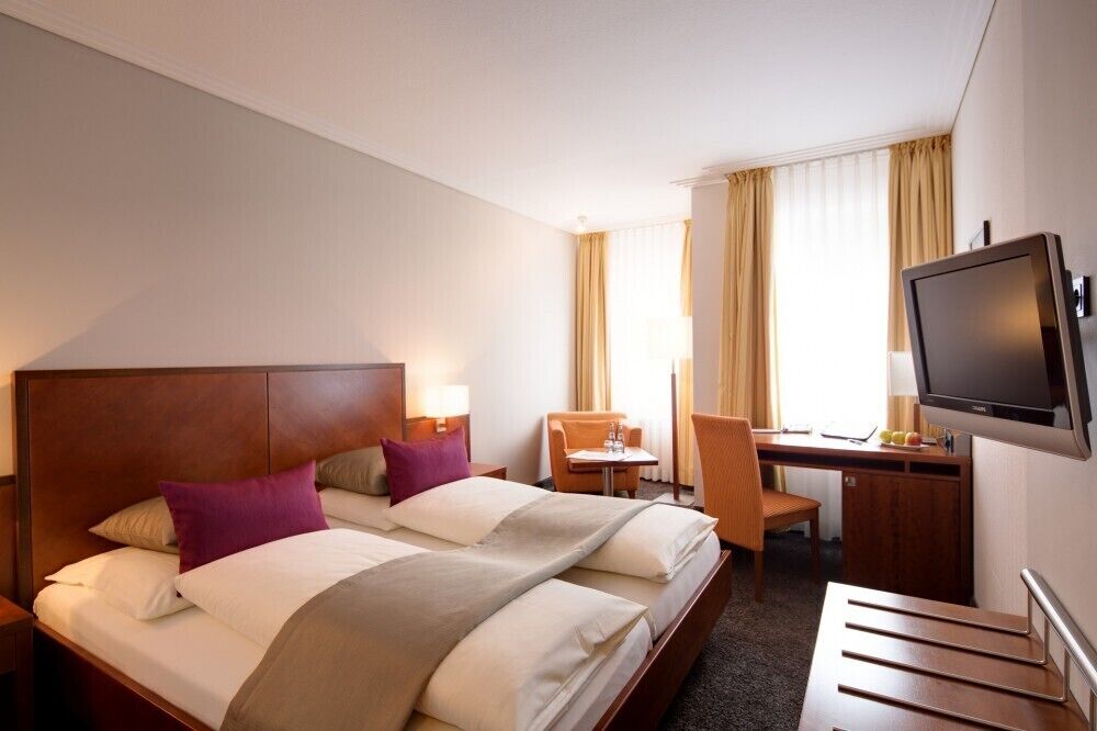 Desk, free WiFi, bed sheets