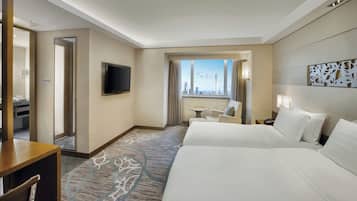 2 twin beds standard | Hypo-allergenic bedding, down comforters, minibar, in-room safe