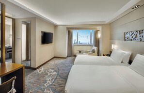 Habitación estándar, 2 camas individuales | Ropa de cama hipoalergénica, edredón y minibar