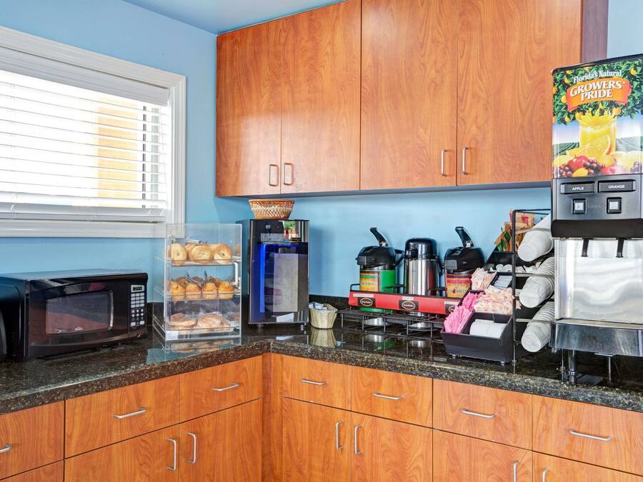 Free daily on-the-go breakfast