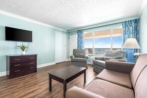 Suite Supérieure, 1 chambre, coin cuisine, vue océan | Coin séjour