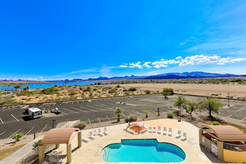 Studio 6 Suites Lake Havasu City, AZ 