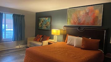 Deluxe Room | 1 bedroom, down comforters, desk, laptop workspace