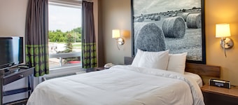 Super 8 by Wyndham Brandon MB