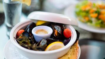 Breakfast, lunch and dinner served