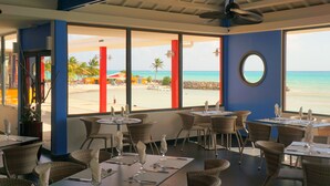Breakfast, lunch and dinner served - Karibea Beach Resort Gosier, Residence Prao (Le Gosier)