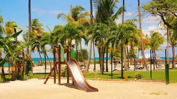 Children’s play area – outdoor