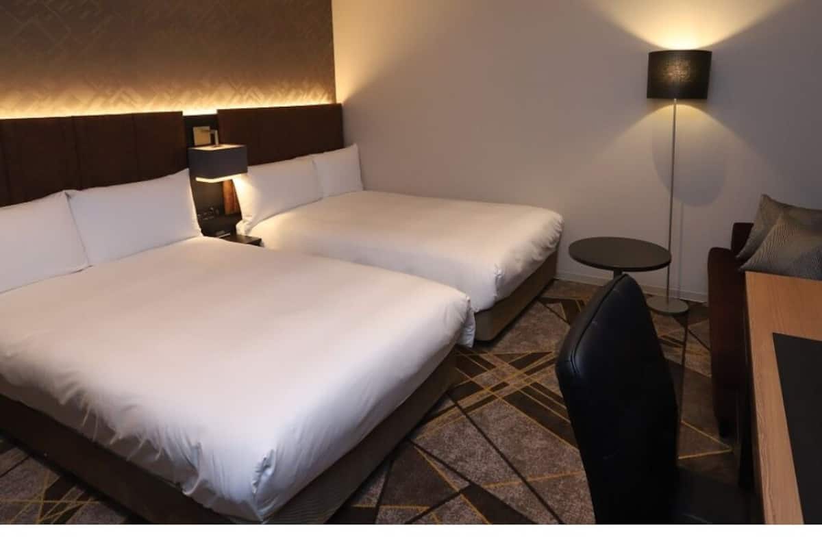 Coffres-forts dans les chambres, bureau