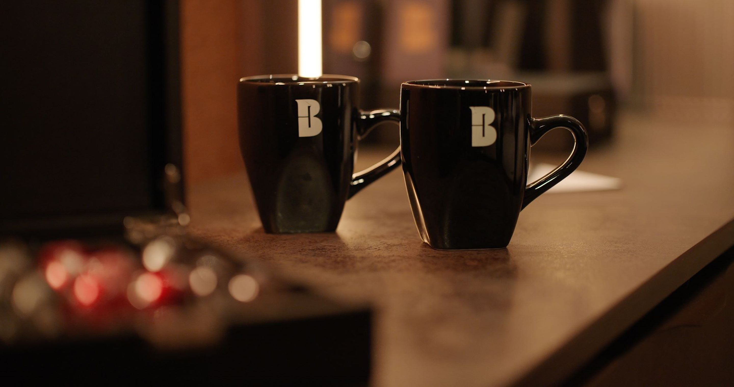 1 bedroom, egyptian cotton sheets, premium bedding, down duvets