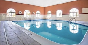 Piscine intérieure