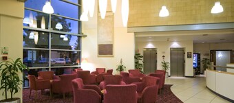 Ramada by Wyndham London North M1