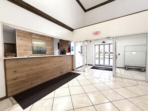 Reception - Americas Best Value Inn Wiggins (Wiggins)