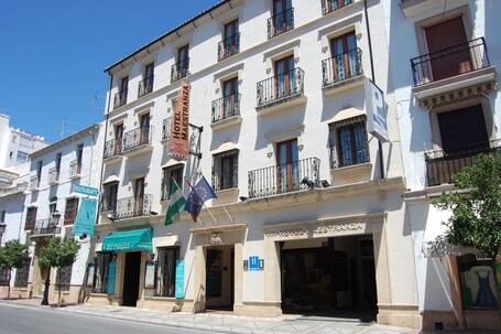 Hotel Maestranza - view 2