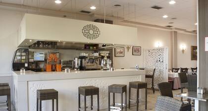 Hotel Maestranza