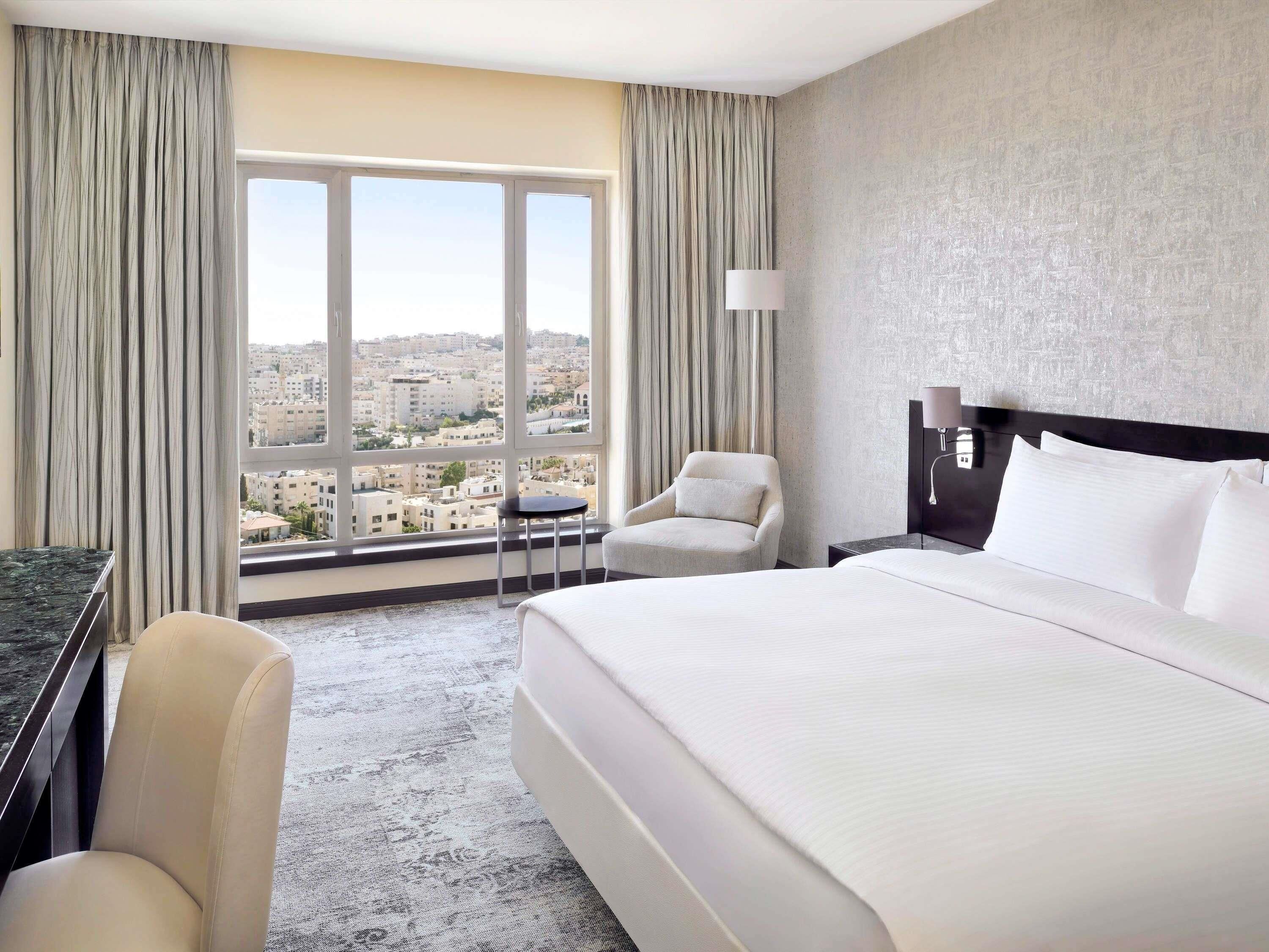 1 habitación, ropa de cama hipoalergénica y minibar 
