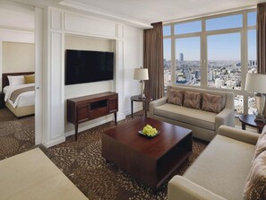 Suite presidencial, 1 cama King size | 1 habitación, ropa de cama hipoalergénica y minibar 