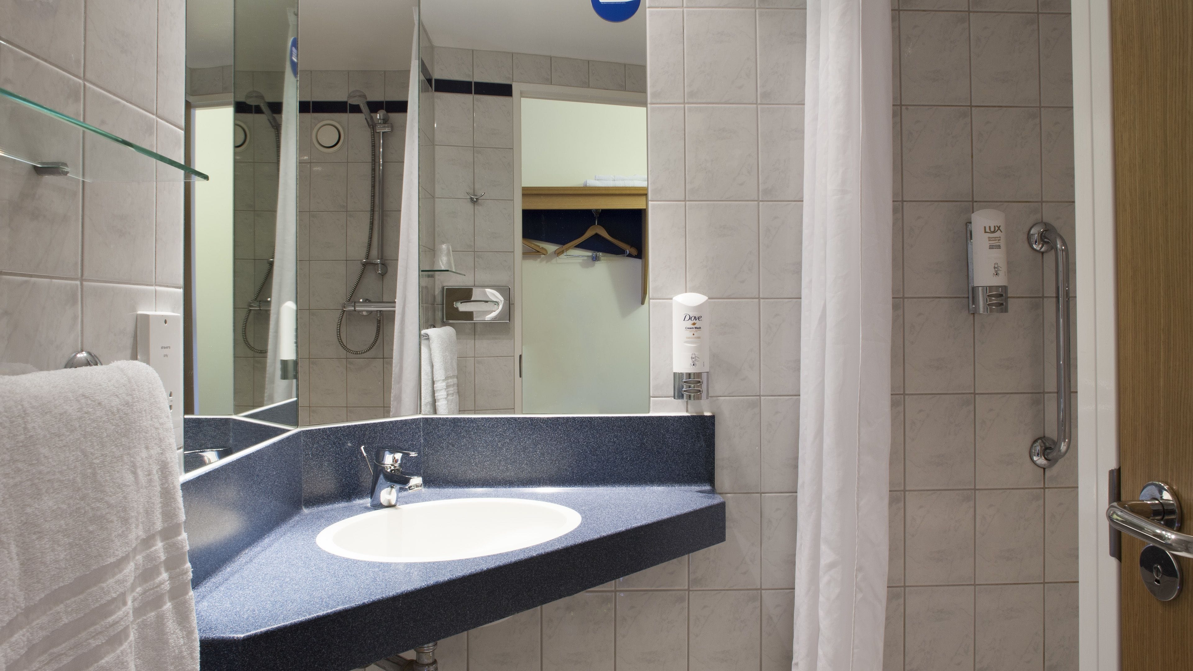 Foto - Holiday Inn Express Oxford Kassam Stadium by IHG