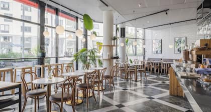 2Home Hotel Apartments