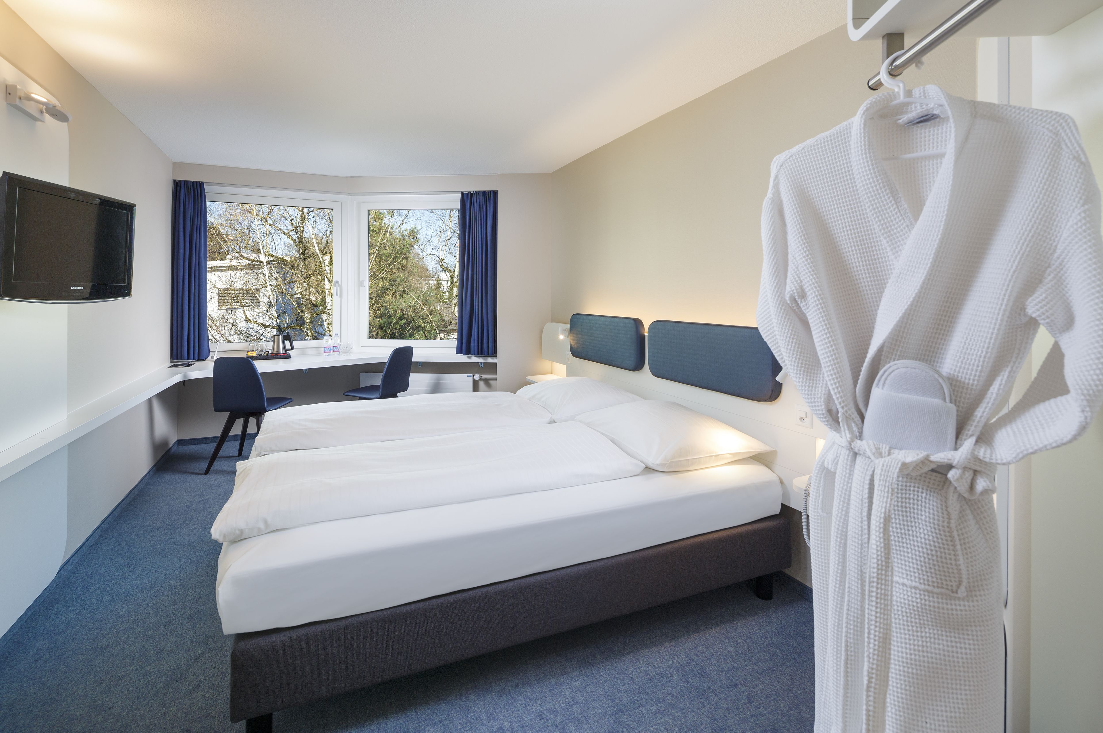 double room | in-room safe, desk, blackout curtains, soundproofing