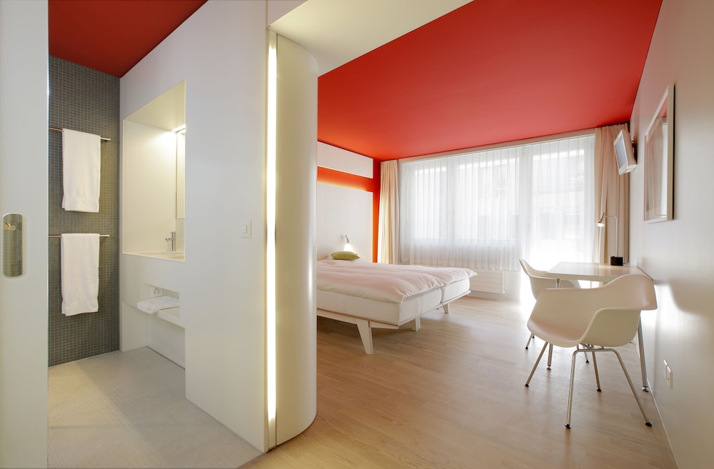 Hotel Dom by null