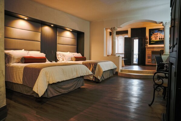 Deluxe-studiosuite - 2 dobbeltsenge | Premium-sengetøj, pengeskab på værelset, skrivebord, lydisolering