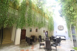 Dining - Hotel Los Itzaes by 5th av (Playa del Carmen)