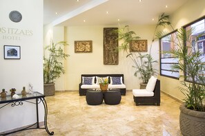 Sala de estar en el lobby