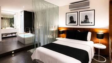Deluxe Duplex, Tower | Premium bedding, down comforters, minibar, in-room safe