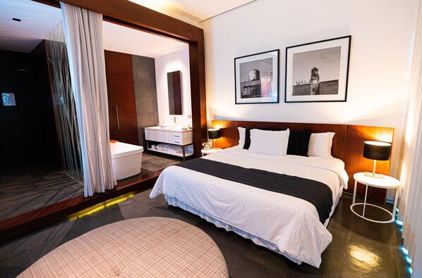 Ropa de cama de alta calidad, edredón y minibar 