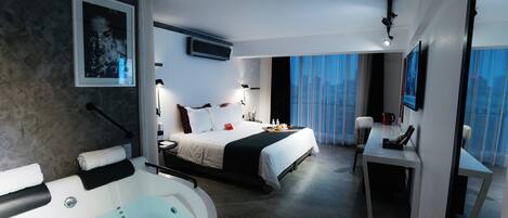 Chambre (Cosmopolitan) | Literie de qualité, couette en duvet, minibar, coffre-fort