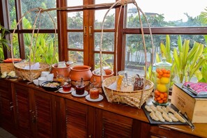 Buffet - Savoy Hotel Yangon (Yangon)