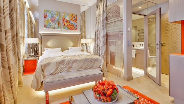 Superior Double Room | Peralatan tempat tidur premium, katil Tempur-Pedic, bar mini percuma 