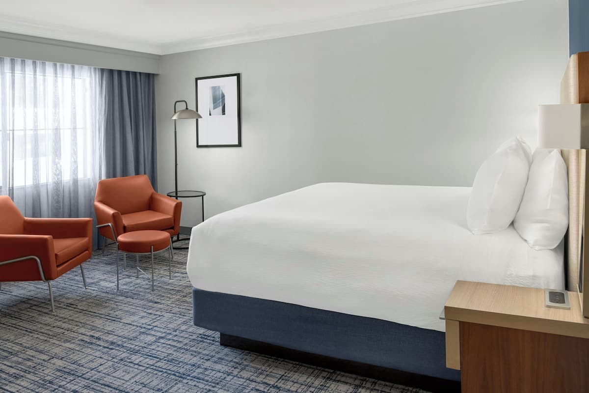 In-room safe, desk, laptop workspace, blackout drapes